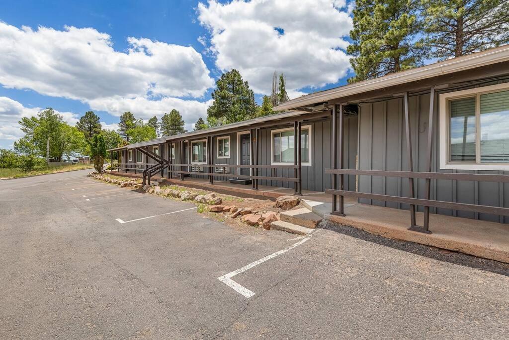 Апартаменти Venture At Route 66 Флегстафф Екстер'єр фото